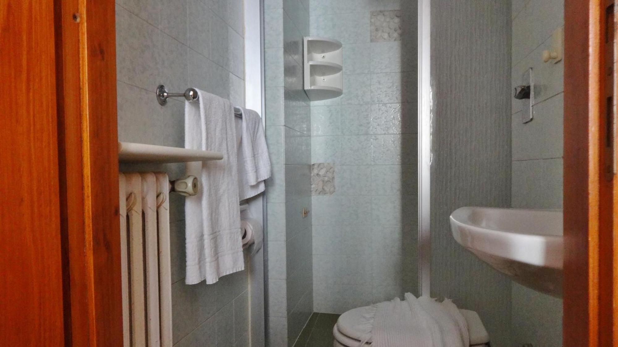 Hotel Piccolo Mondo บอร์มิโอ ห้อง รูปภาพ