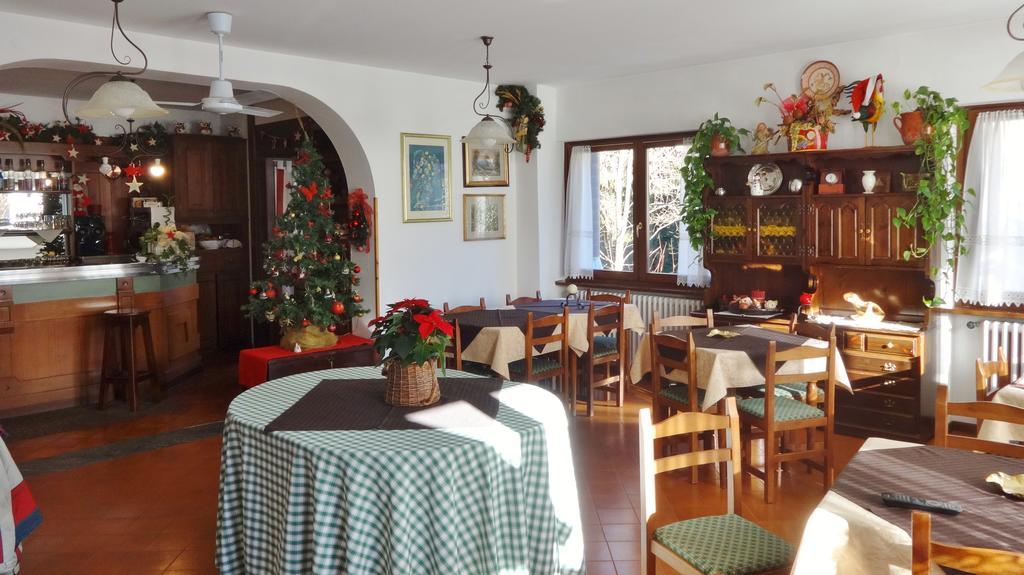 Hotel Piccolo Mondo บอร์มิโอ ภายนอก รูปภาพ